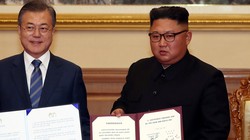 Hai nhà lãnh đạo với văn bản tuyên bố chung Tháng 9 lịch sử 