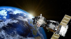 Trung Quốc đã lách luật quản chế cấm xuất khẩu vệ tinh, sử dụng băng thông của 9 vệ tinh Mỹ để phục vụ cho hoạt động an ninh và quân sự.