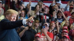   Tổng thống Donald Trump cho rằng Trung Quốc đã phá hoại cuộc đàm phán mậu dịch giữa Mỹ và Trung Quốc 