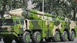 Loại tên lửa chống hạm DF-21D được Trung Quốc gọi là "Sát thủ tàu sân bay" có thể đã được phóng thử ra Biển Đông cuối tuần qua