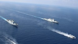 Một cuộc diễn tập ở eo biển Đài Loan được Trung Quốc tiến hành vào lúc này được cho là nhằm đáp trả việc Mỹ bán vũ khí cho Đài Loan và cho phép bà Thái Anh Văn quá cảnh