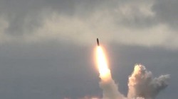 Nga đã phóng thử tên lửa đạn đạo từ tàu ngầm hạt nhân chiến lược để đáp trả vụ phóng thử tên lửa hành trình trên đất liền của Mỹ. Ảnh: Đông Phương