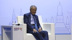 Ông Mahathir Mohamad hôm 2/11 đã bác bỏ đề nghị của ngân hàng Goldman Sachs muốn bồi thường dưới 2 tỷ USD cho việc họ đã gây ra trong vụ án 1MDB.