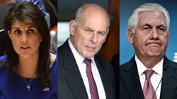 Trong cuốn hồi ký của mình, bà Nikki Haley (trái) đã tiết lộ cựu Ngoại trưởng Rex Tillerson (phải) và cựu Chánh văn phòng Nhà Trắng John Kelly (giữa) đã tìm cách lôi kéo bà theo họ chống lại Tổng thống Donald Trump.