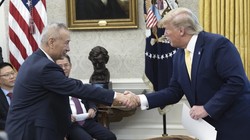 Ngày 11/10 Tổng thống Donald Trump tiếp Phó Thủ tướng Lưu Hạc tại Nhà Trắng, tuyên bố hai nước đã đạt được hiệp định thương mại giai đoạn đầu, nhưng cho đến nay khó có khả năng cho thấy hiệp định này được ký trong năm 2019.