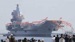 Chiều 17/12, ông Tập Cận Bình đã tới quân cảng Tam Á, đảo Hải Nam chủ trì lễ bàn giao tàu sân bay Sơn Đông cho Hải quân Trung Quốc. Ảnh: Quang cảnh lễ bàn giao. Ảnh: Đông Phương.