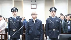 Hình Vân, cựu Phó Chủ tịch HĐND Khu tự trị Nội Mông, nhận hối lộ tương đương 449 triệu Nhân dân tệ (1.571 tỷ VND) bị kết án tử hình hoãn thi hành. (Ảnh: Tân Hoa xã)