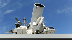 Hệ thống vũ khí laser của Mỹ được cho là đã bắn hạ chiếc UAV trong vụ thử nghiệm hôm 16/5 (Ảnh: Sputnik).