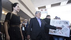 Tòa án Canada phán quyết bà Mạnh Vãn Chu phạm tội lừa đảo, xúc tiến trình tự dẫn độ sang Mỹ, Trung Quốc phản ứng quyết liệt (Ảnh: AP).