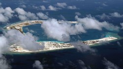 Một số chuyên gia Trung Quốc đã cảnh báo quân đội Mỹ có thể tiến hành một cuộc tấn công bất ngờ vào các đảo và rạn san hô mà Trung Quốc bồi đắp phi pháp ở Biển Đông (Ảnh: Đa Chiều).