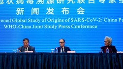 Nhóm chuyên gia WHO và các chuyên gia Trung Quốc tổ chức họp báo chung về kết quả điều tra về nguồn gốc SARS-CoV-2 (Ảnh: TRT).