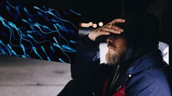 Các nhà khoa học Italy nghiên cứu phát hiện những nam bệnh nhân COVID-19 đã khỏi bệnh cơ hội có con rất thấp (Ảnh: exmoo).