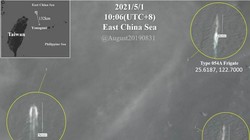 Ảnh vệ tinh chụp cảnh tàu Tân Châu của PLA (trước) bị tàu Đài Loan (phía sau, góc trái) và tàu Nhật Bản (phải) bám đuôi giám sát hôm 1/5 (Ảnh: China Times).