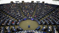 Ngày 20/5, Nghị viện châu Âu đã thông qua nghị quyết bãi bỏ việc xem xét phê duyệt Hiệp định Đầu tư toàn diện Trung Quốc - EU (Ảnh: Reuters).