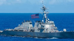 Ngày 8/9, tàu USS Benford của Mỹ đã tiến hành tự do hàng hải bên trong vùng nước 12 hải lý đá Vành Khăn, thách thức Trung Quốc (Ảnh: Đông Phương).