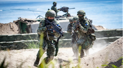 40 binh sĩ Đài Loan đang huấn luyện tại căn cứ Mỹ ở Guam (Ảnh: Sina).