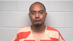 Từ Diên Quân, quan chức của Sở An ninh Quốc gia tỉnh Giang Tô, Trung Quốc bị tòa án Mỹ xét xử và đối mặt mức án 60 năm tù vì âm mưu đánh cắp bí mật về động cơ máy bay (Ảnh: SCMP).