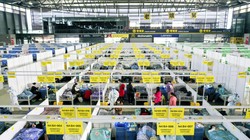 Trung tâm Hội chợ triển lãm quốc tế Thượng Hải được trưng dụng làm bệnh viện dã chiến điều trị bệnh nhân COVID-19 (Ảnh: Singtao).