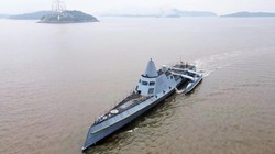 Chiếc tàu không người lái đầu tiên của Trung Quốc được chạy thử nghiệm trên biển hôm 7/6 (Ảnh: Stnn).