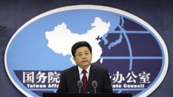 Ông Mã Hiểu Quang, Người phát ngôn Văn phòng Đài Loan trực thuộc Quốc Vụ viện Trung Quốc thông báo trừng phạt 4 Công ty và 2 Quỹ của Đài Loan do ủng hộ "Đài Loan độc lập" (Ảnh: AP)