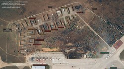 Hình ảnh chụp từ vệ tinh do Planet Labs PBC công bố cho thấy rõ các máy bay bị phá hủy trong vụ nổ (Ảnh: Christiaan Triebert).