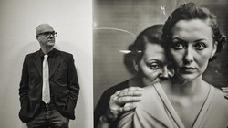 Nhiếp ảnh gia Boris Eldagsen và tác phẩm đoạt giải (Ảnh: Creaders).