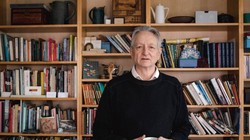 Tiến sĩ Geoffry Hinton, người được mệnh danh là "Bố già của AI" bày tỏ bất an về công nghệ này (Ảnh: Newyorktimes)