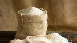 Giá gạo trên thế giới hiện ở mức tăng cao nhất trong 12 năm qua (Ảnh: Sina).