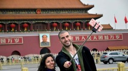 Số du khách nước ngoài đến Trung Quốc đã chạm đáy vào nửa đầu năm nay (Ảnh: Toutiao).