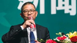 Chung Thiểm Thiểm, ông chủ nước khoáng Nongfu Spring vững vàng ở ngôi vị người giàu nhất Trung Quốc (Ảnh: Sohu)