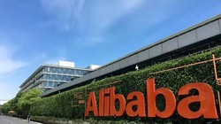 Tin đồn về kế hoạch giảm cổ phần của Jack Ma đã khiến giá trị thị trường của Alibaba bốc hơi 42 tỉ USD chỉ trong một ngày (Ảnh: Sohu)