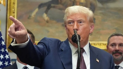 Tổng thống Mỹ Trump cảnh báo sẽ có biện pháp đáp trả việc EU phạt tiền Google. Ảnh: Sina.