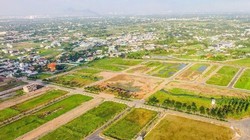 Người dân muốn tách thửa đất phải đảm bảo đất không tranh chấp, có lối đi, kết nối giao thông công cộng, cấp, thoát nước hợp lý, theo Luật Đất đai 2024.