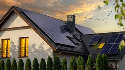 Một ngôi nhà lắp hệ thống điện mặt trời ở Đức. Ảnh Engineering Interesting. 