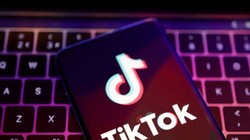 Logo ứng dụng TikTok được chụp vào ngày 22/8/2022. Ảnh REUTERS/Dado Ruvic