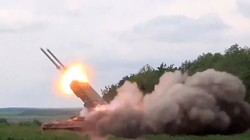 Pháo phản lực nhiệt áp TOS-1A Solntsepek. Ảnh RG