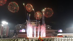 Triểu Tiên tổ chức lễ kỷ niệm 75 năm thành lập Quân đội Nhân dân Triều Tiên. Ảnh RT