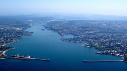 Quân cảng Sevastopol, căn cứ của hạm đội Biển Đen. Ảnh Military Ukraine. 