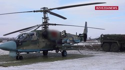 Trực thăng tấn công Ka-52 sẵn sàng chiến đấu. Ảnh video TV Zvezda.