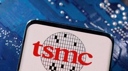 Logo của công ty TSMC trên điện thoại thông minh, chụp ngày 6/3 2023. Reuters/Dado Ruvic/Illustration/File Photo