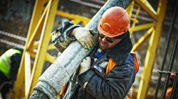 Hệ thống cảnh báo an toàn lao động hỗ trợ AI. Ảnh NoCamels