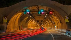 Giao thông trong đường hầm ở Hàn Quốc. Ảnh minh họa Nirian/iStock
