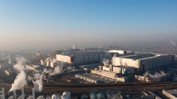 Nhà máy sản xuất linh kiện bán dẫn của Samsung ở Pyeongtaek, Hàn Quốc. (Ảnh: Bloomberg)