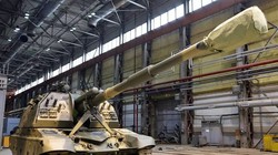 Pháo tự hành hiện đại hóa 2S19M1 Msta-S mới. Ảnh Army Recorgnition