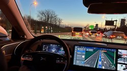 Màn hình phần mềm X NGP (thí điểm hướng dẫn điều hướng) của Xpeng được thử nghiệm ở 4 thành phố Trung Quốc. Ảnh: Weibo