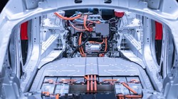 Hệ thống pin xe điện. Ảnh Sergii Chernov