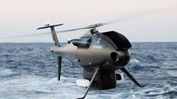 UAV S-100 của Hải quân Hàn Quốc hoạt động trên biển. Ảnh Naval News