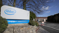 Nhà máy của Intel tại Collinstown Park, Leixlip, Ireland (Ảnh: Collins)