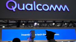 Một biển hiệu của Qualcomm được chụp tại Mobile World Congress (MWC) ở Thượng Hải, Trung Quốc (Ảnh: Reuters)