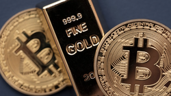 Giá vàng, giá Bitcoin. Ảnh: Pinterest.